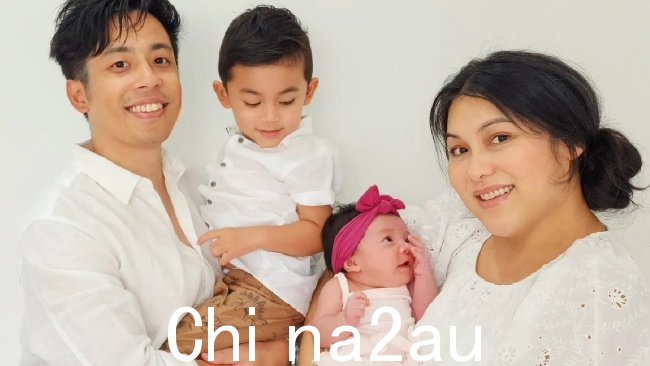 Ian Prahastono 失去了 34 岁的妻子 Katrina Sila 和他的两个年幼的孩子 Kai,两岁和 Ivy,后者在一场车祸后才三个月大周一在悉尼西南部。图片:已提供