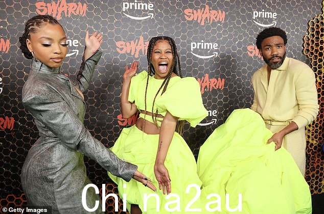 兴奋:成年明星 Chloe Bailey 身着工业风露胸紧身裙引人注目