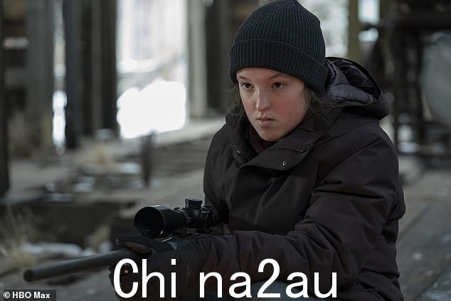 时间跳跃:谈到他们对第二个系列的计划,Craig 和 Neil 指出贝拉已经 19 岁了 - 与艾莉在五年时间跳跃后的年龄相同