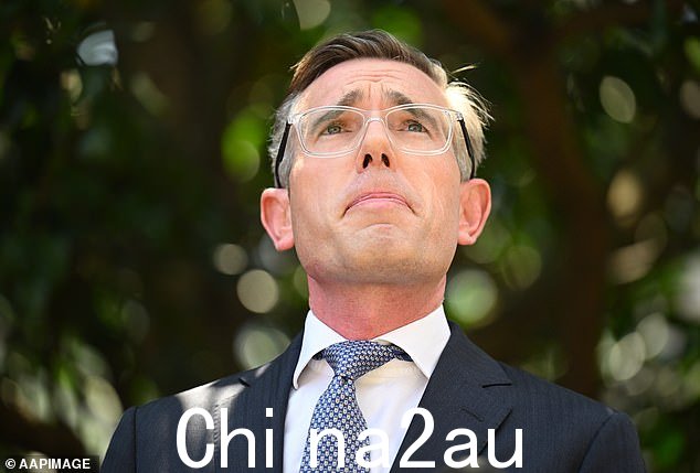 总理多米尼克佩罗泰特在超速罚单数量增加10倍后带回了强制性警告标志