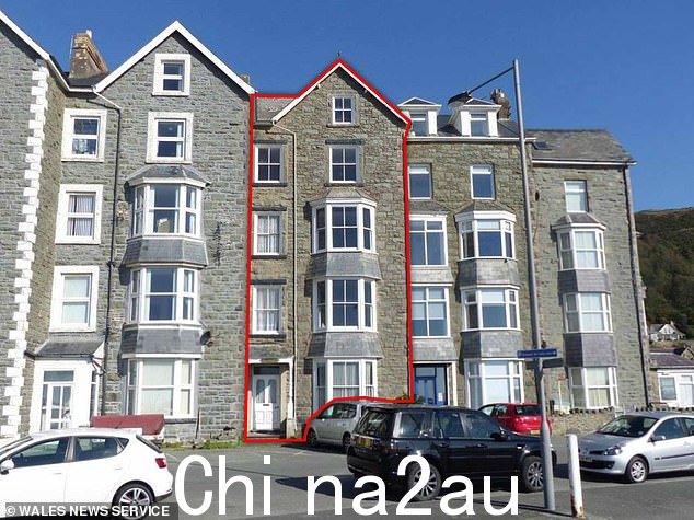但是,法院审理d 发生了混乱,她最终走进了 Belmont House