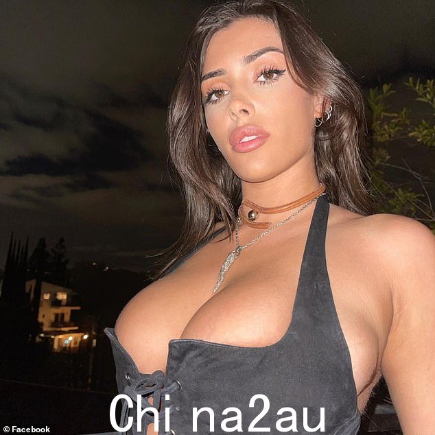 Present:有人看到他的新“妻子”Bianca Censori 坐在他汽车的乘客座位上,没有跟随格莱美奖得主