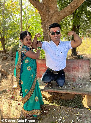 Pratik 和 Jayaa 刚刚结婚