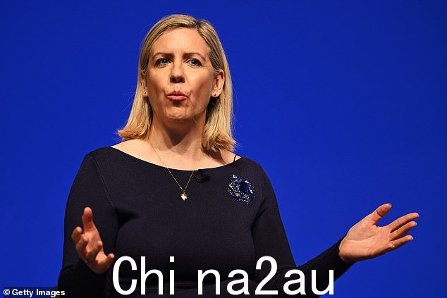 前教育部长 Andrea Jenkyns 猛烈抨击该指南作为该组织迷失方向的证据