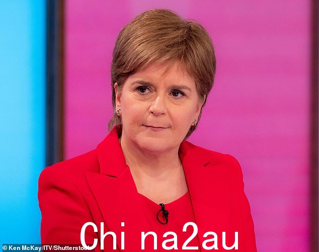 Nicola Sturgeon 将在一周后正式辞去苏格兰首席部长的职务,她今天告诉 ITV 的 Loose Women,她继续“埋葬”她因失去而受到的伤害
