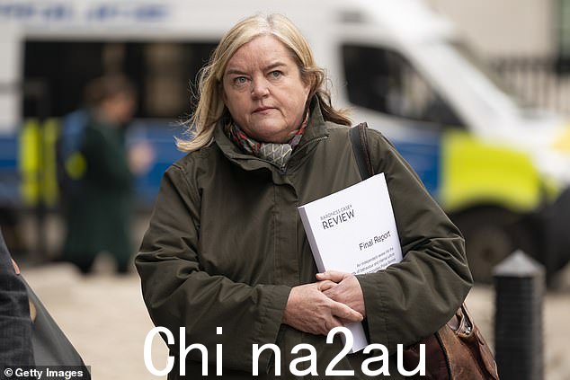 Scotland Yard is 'broken' and its 'rotten' ranks riven with racism, misogyny and homophobia, baroness Louise Casey(如图)今天发表的一篇令人震惊的评论说。 =