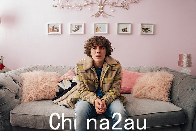 Channel 4 情景喜剧 Big Boys 也表现出色,在喜剧节目中获得脚本喜剧和男性表演的点头