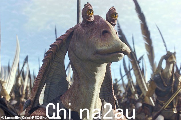 他回来了:Ahmed Best,49 岁,在 1999 年的幻影威胁中扮演臭名昭著的 CGI Gungan 的演员回来了......作为绝地武士