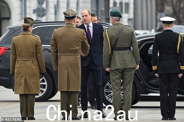 现年 40 岁的威尔士亲王目前正在执行自 2017 年与妻子凯特访问波兰以来的首次访问