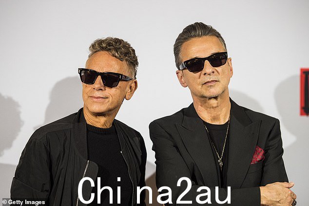 Memento Mori 是 Depeche Mode 的第一张两件式专辑 ¿ Dave Gahan(右)和主要词曲作者 Martin Gore(左)