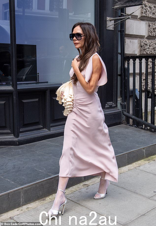 Out of this world: The Wannabe songstress never fails to look incredible