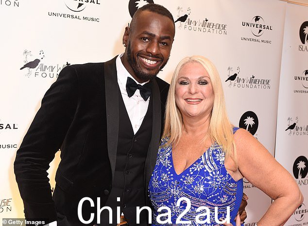 哦不:周日早些时候,她的前未婚夫 Ben Ofoedu 请求挽回 Vanessa,上个月他们分手了,因为她发现他在他们 16 年的关系中欺骗了她(2015 年的照片)