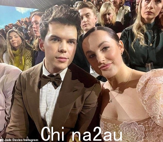 斯普利特:据报道,这对夫妇分开度过了圣诞节,此后他从他的 Instagram 中删除了她的所有照片