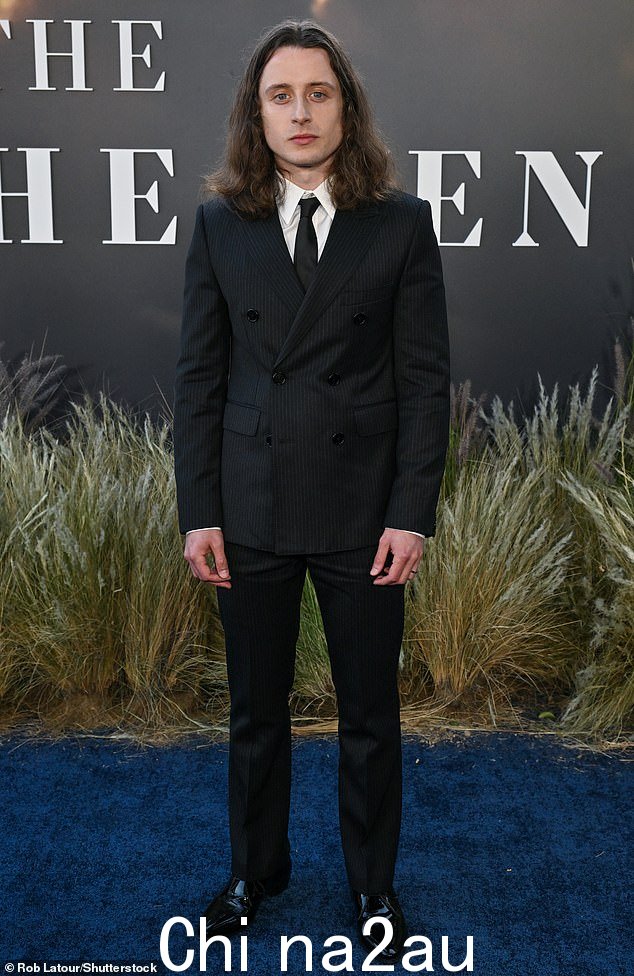 Rory Culkin 摄于 2022 年 4 月电视剧《旗帜之下》首映式