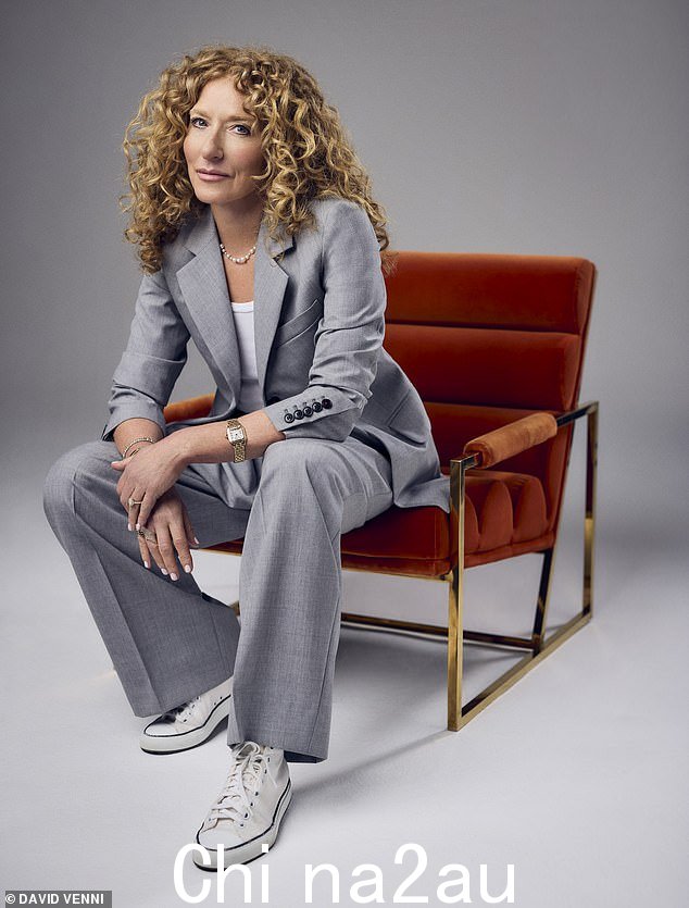Kelly Hoppen,63 岁,一直避免接受常规的乳房 X 光检查邀请 - 然后被诊断出患有癌症