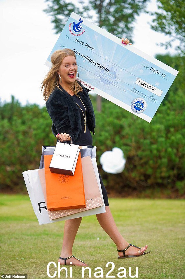 Jane Park 在 EuroMillions 中赢得 100 万英镑时才 17 岁,但她没有让她开心,而是说她不希望任何人遭受她所经历的创伤