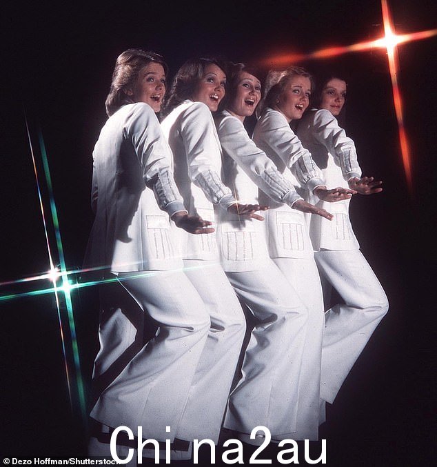 这里邮报带大家看看40多年的名姐登顶后去哪儿了......(图为1980年)