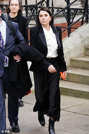 Sadie Frost 昨天离开高等法院