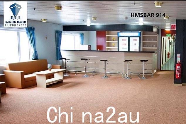 HMSBAR 914 内部的酒吧区,可供租用 f or workers in southeast Asia