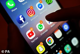 iPhone 用户声称 Apple 的自动更正功能在 iOS 16.3.1 升级后错误地更改了文本中的单词