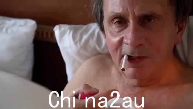 Houellebecq(图为 Kirac 27 的预告片)说他在醉酒和抑郁时签下了参与这部电影的合同
