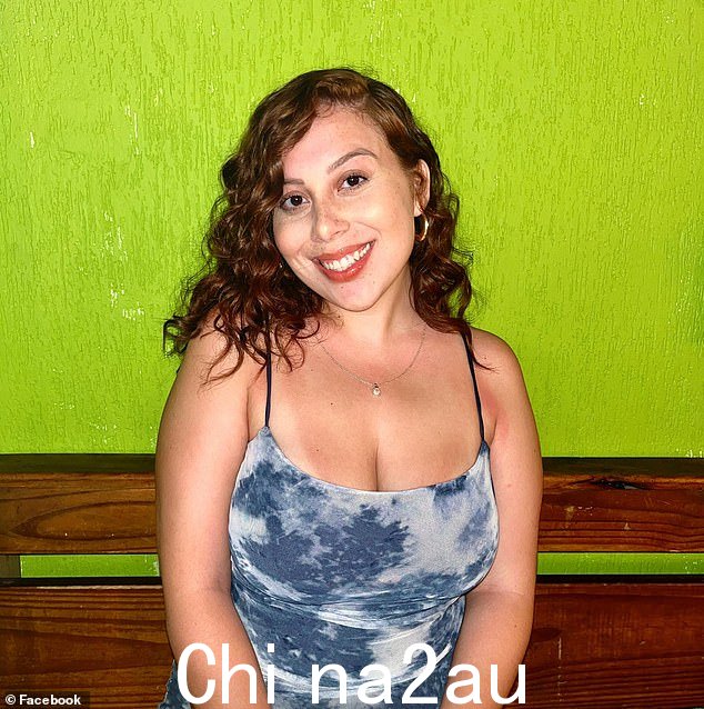 Angelina Cubero(如图)27 岁,在 MRI 发现她的大脑和脊柱有病变和其他损伤后,在 24 岁时被诊断出患有多发性硬化症