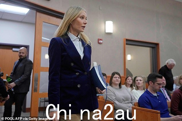 帕特洛星期四在结束辩论即将开始时休息后到达法庭