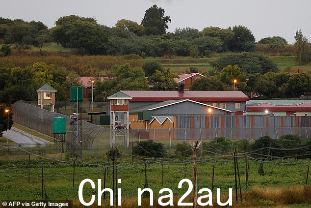 奥斯卡·皮斯托瑞斯如果他的假释获得批准,他现在最早可以在今天离开比勒陀利亚的阿特里奇维尔惩教中心