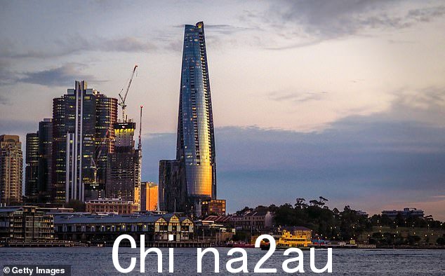 James Packer 在 Barangaroo 的开发项目中发挥了重要作用,他于 2017 年以 6000 万美元的价格买下了楼花。图为:壮观的皇冠大厦景观 - Packer 的顶层公寓位于第 48 层和第 49 层