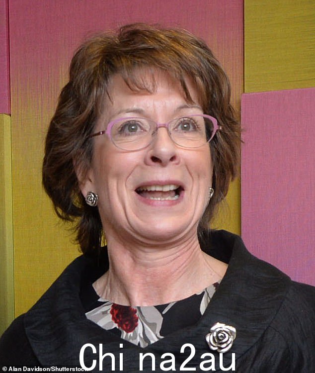 Dame Lesley Regan 教授(如图),英国女性健康大使,声称支持女性度过更年期的下一步是允许更容易获得 HRT