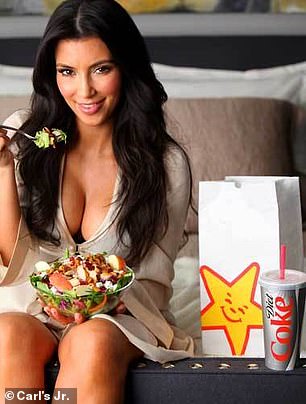 Kim 在 Carl's Jr. 的竞选活动中