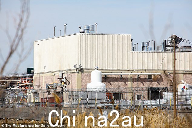 Stepan 的网站声称 Maywood 位置用于生产‘酯类、润滑剂、食品配料和特种产品’