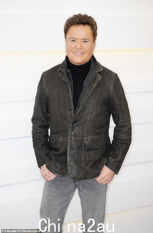梦之队:65 岁的七十年代万人迷 Donny Osmond 决心与 29 岁的 Justin Bieber 合作,因为他相信他们完全一样