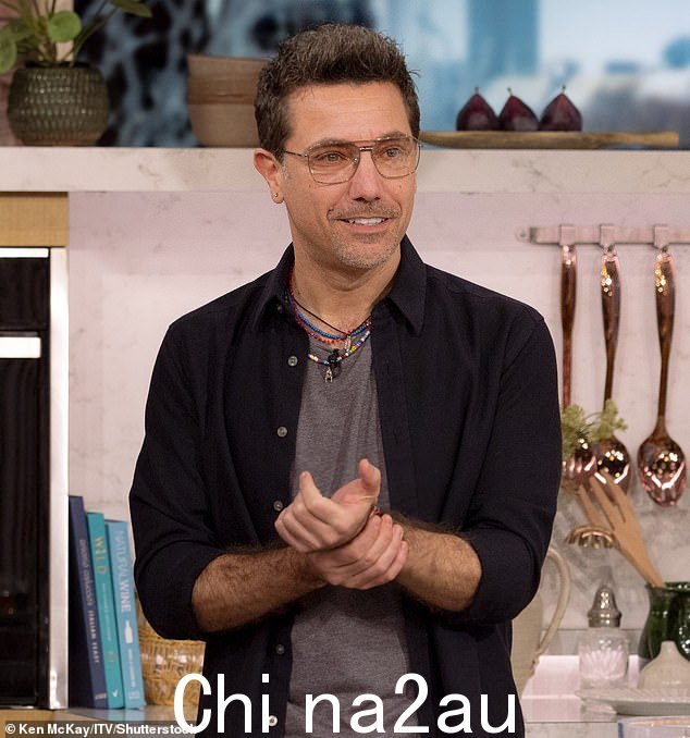 节目结束:Gino 已退出 Gordon、Gino 和 Fred:Road Trip,他声称这是合同行