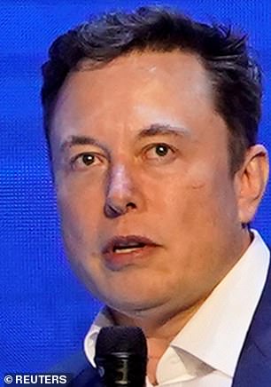 51 岁的埃隆·马斯克 (Elon Musk) 在决定以 440 亿美元收购 Twitter 后,已经从福布斯年度亿万富翁榜首的宝座上退位n