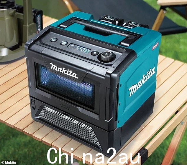 顶部有一个显示工作时间和电池寿命的显示屏,以及四个按钮,分别是打开、开始烹饪、停止烹饪以及在两种电源模式之间切换