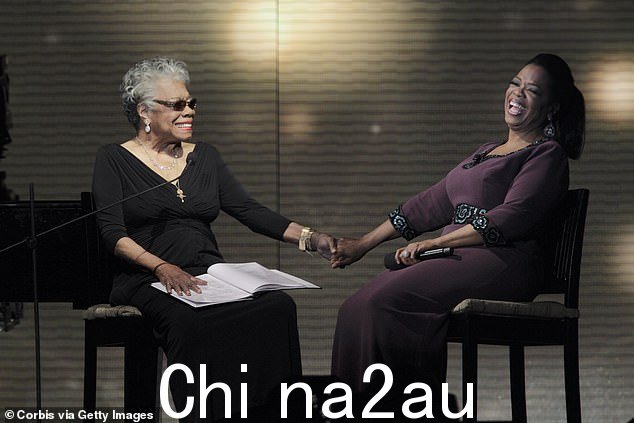 Angelou 和 Winfrey 于 2011 年 5 月在芝加哥看到了一个快乐的时刻