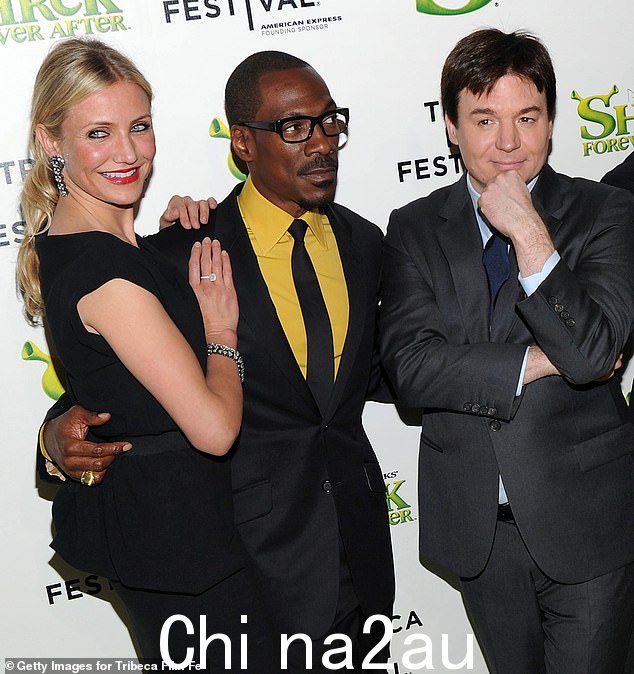 原班人马:还没有人在虚线上签名,正在与 Mike Myers、Cameron Diaz 和 Eddie 进行谈判为另一次冒险重新配音史莱克、菲奥娜和驴子