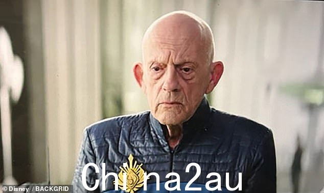 Cameo:Lizzo 和 Jack 不是这一集中唯一的客串明星,因为 Christopher Lloyd 也作为分离主义支持者 Helgait 专员出现
