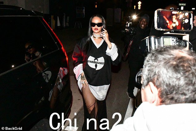 美味:Rihanna 的服务员 Marco 透露,每当她进来时,这位歌手总是点馄饨、面疙瘩和意大利面番茄