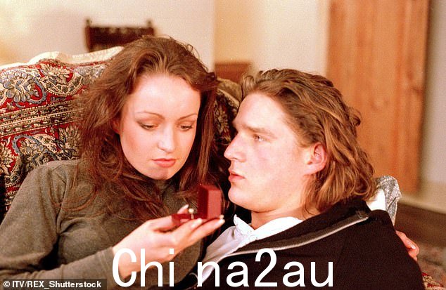 推测:其他粉丝认为 Nicky 的母亲真的是 Tina Dingle(Jacqueline Pirie)