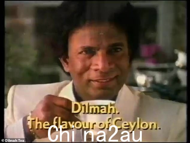 上图是 1988 年澳大利亚 Dilmah Tea 的标志性广告中的一张静态图片,其中包括 Kamahl