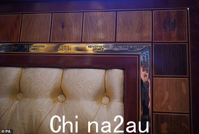澳大利亚制造,结合传统工艺和现代技术,铝制机身通过六个液压稳定器防止摇摆