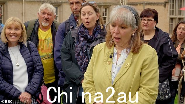 喘息:客人惊得喘不过气来,捂着嘴承认自己对 7,000 英镑和 8,000 英镑的估价“说不出话来”