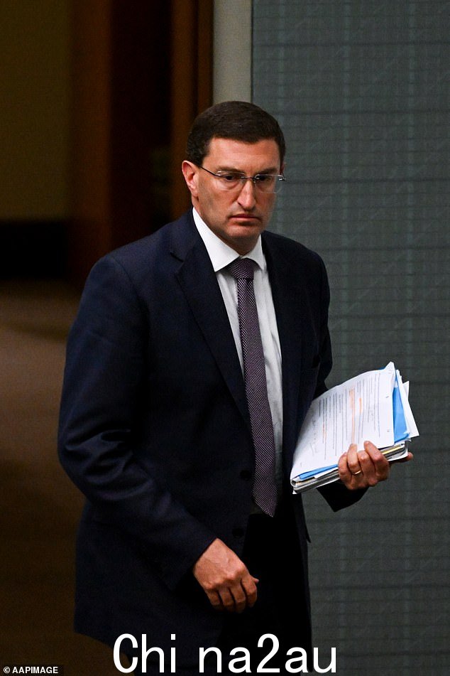 联盟党原住民事务发言人将退出反对党领袖 Peter Dutton 的影子内阁,原因是自由党厌恶声音