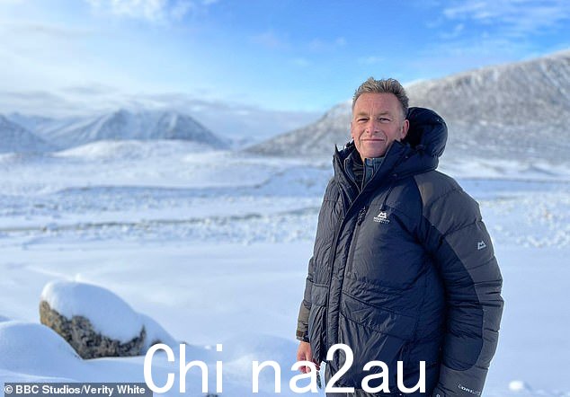 发现:主持人在一段时间内回归,绘制地球历史关键时刻的关键变化(Chris Packham 在格陵兰拍摄的系列照片)
