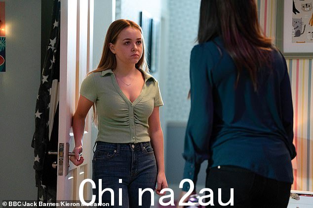 Row:Denise 发现了证据,当 Amy 透露她知道 Denise 和 Ravi 的婚外情时,一场激烈的争吵随之而来——真相会被揭露吗?