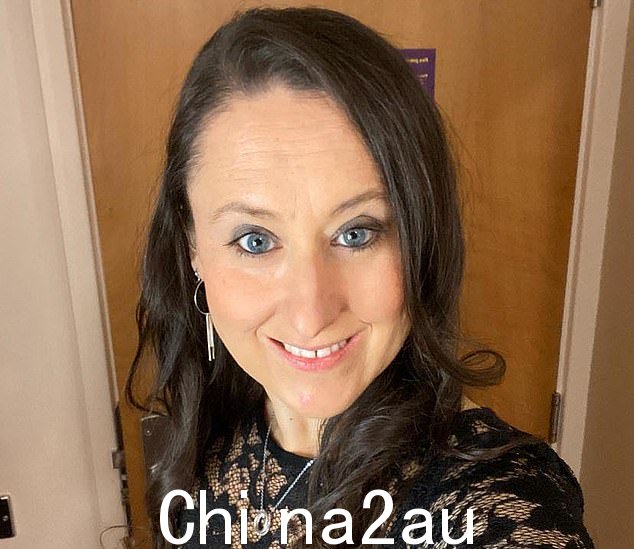 Lisa 在为假期存钱时被朋友推荐给 Plum