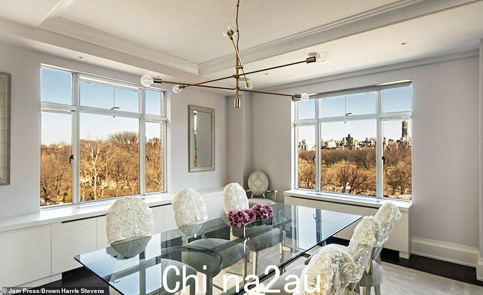 位于纽约上西区,55 Central Park West独特的建筑构成了该市中央公园西历史街区的一部分