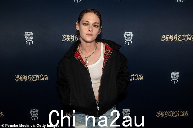 动作!现在的任何一天,这位 32 岁的洛杉矶本地人都将开始拍摄她扮演格伦(迈克尔塞拉)的妻子罗西的角色,格伦与他的朋友里基(安格拉诺)开始从洛杉矶到萨克拉门托的即兴公路旅行”班级=